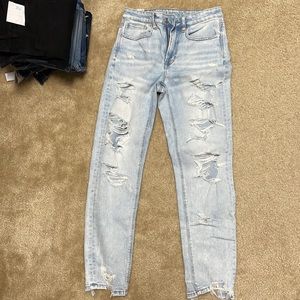American Eagle mom jeans